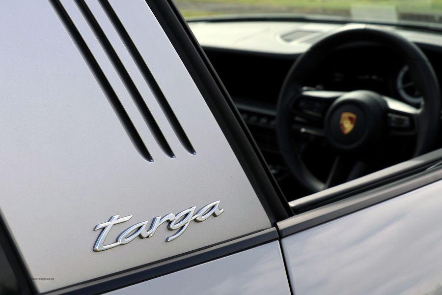 Porsche 992 Targa 4S PDK