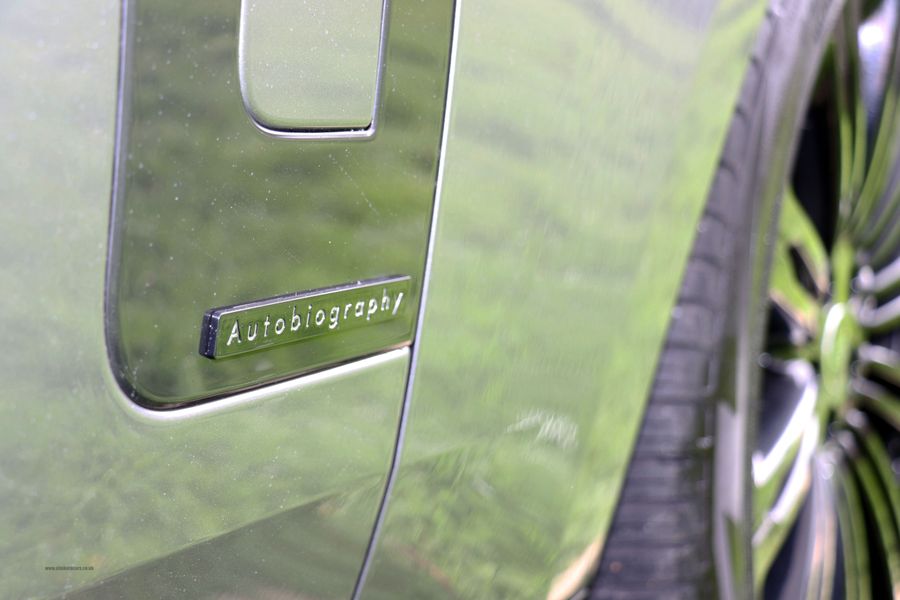 Range Rover 4.4 P530 V8 Autoboigraphy