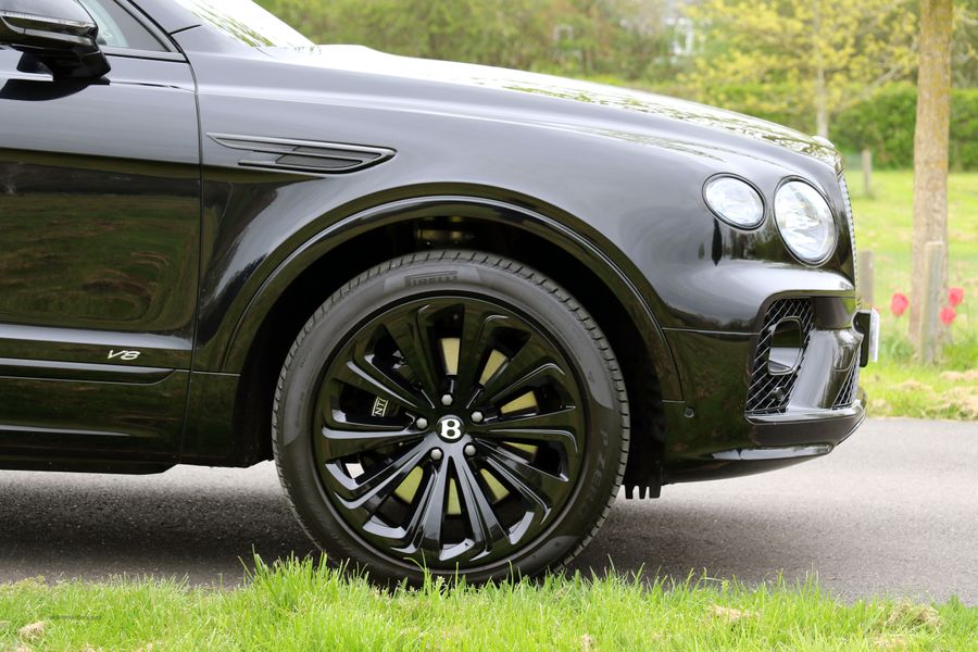 Bentley Bentayga V8 First Edition