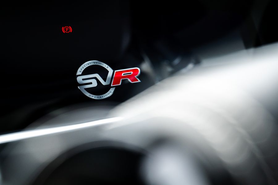 Range Rover SVR Carbon Edition