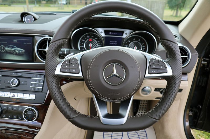 Mercedes SL400 AMG Line Automatic