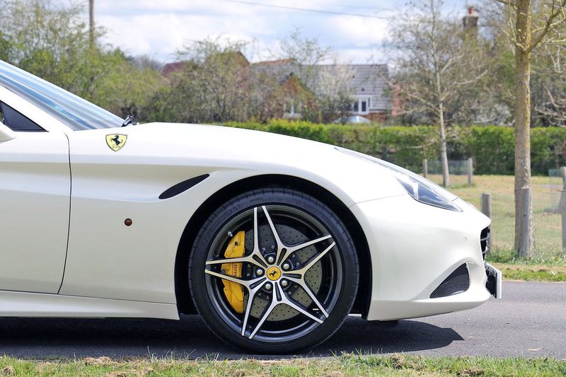 Ferrari California T