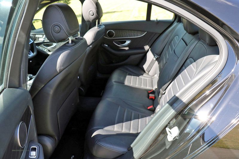 Mercedes C200 AMG Line Automatic Pemium