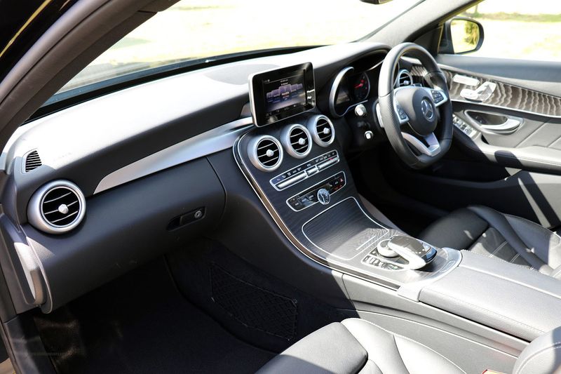 Mercedes C200 AMG Line Automatic Pemium