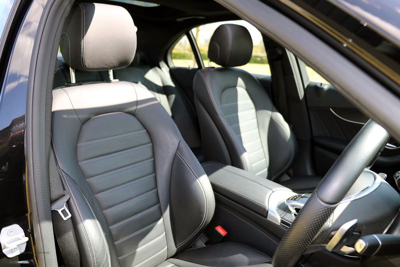 Mercedes C200 AMG Line Automatic Pemium