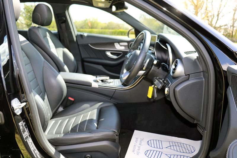 Mercedes C200 AMG Line Automatic Pemium