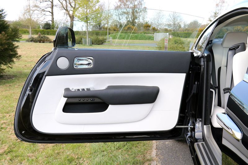 Rolls Royce Wraith Black Badge