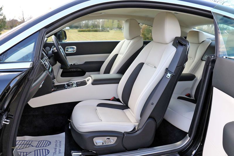 Rolls Royce Wraith Black Badge