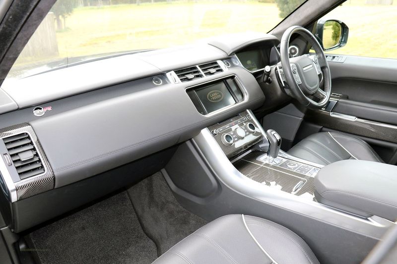 Range Rover Sport SVR 1 Owner-Carbon Packs