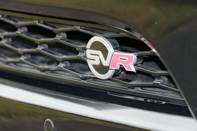 Range Rover Sport SVR 1 Owner-Carbon Packs