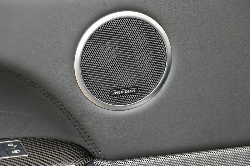 Range Rover Sport SVR 1 Owner-Carbon Packs