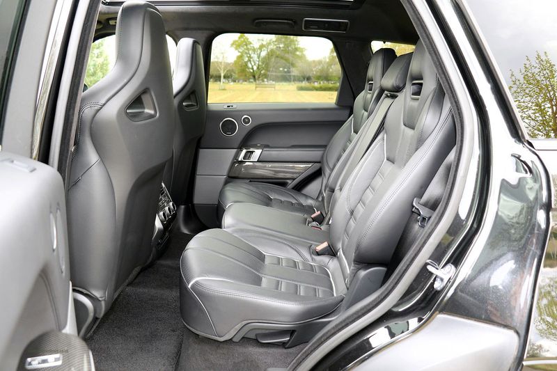 Range Rover Sport SVR 1 Owner-Carbon Packs