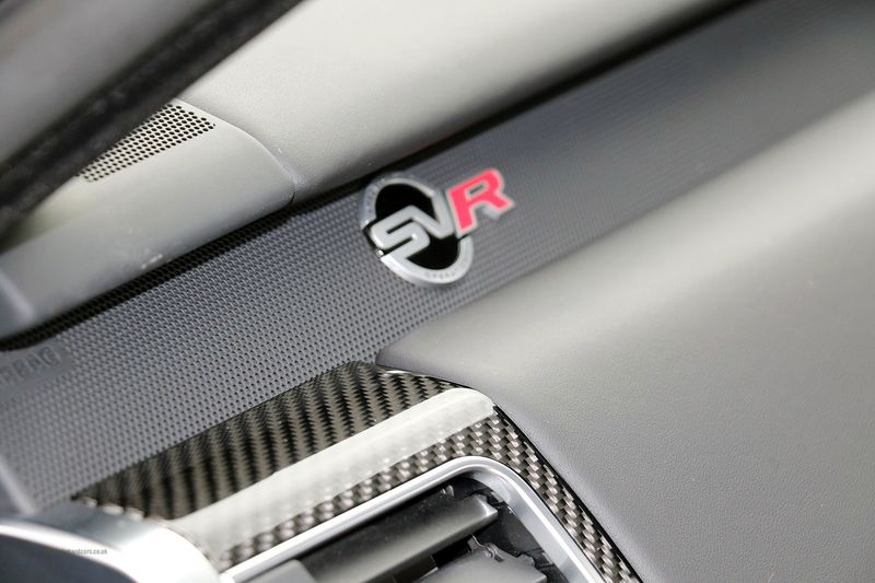 Range Rover Sport SVR 1 Owner-Carbon Packs