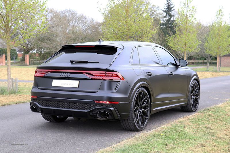 Audi RS Q8 Vorsprung