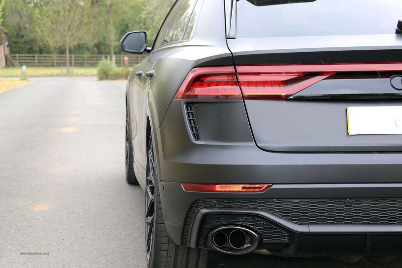 Audi RS Q8 Vorsprung