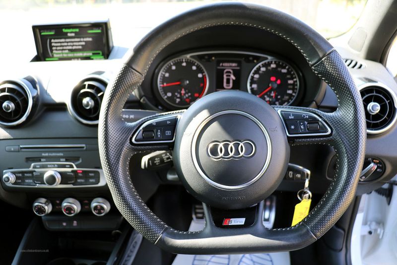 Audi A1 1.0 TFSi Black Edition Sportback