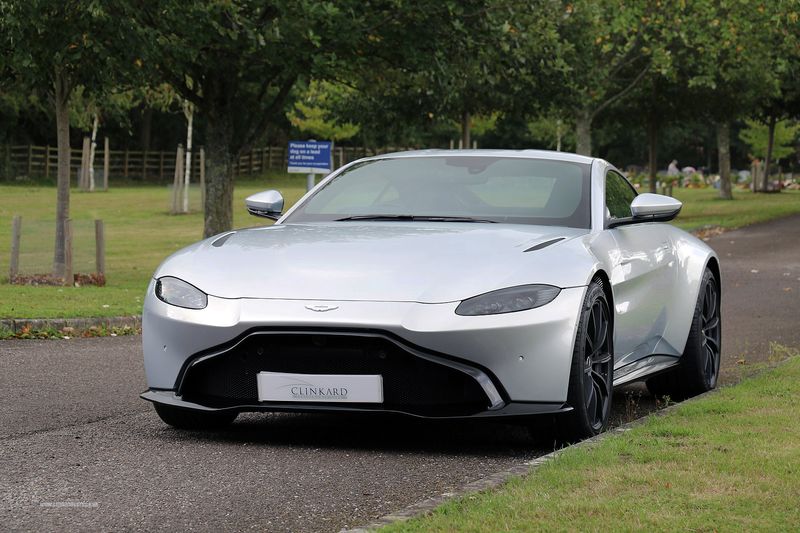 Aston Martin V8 Vantage