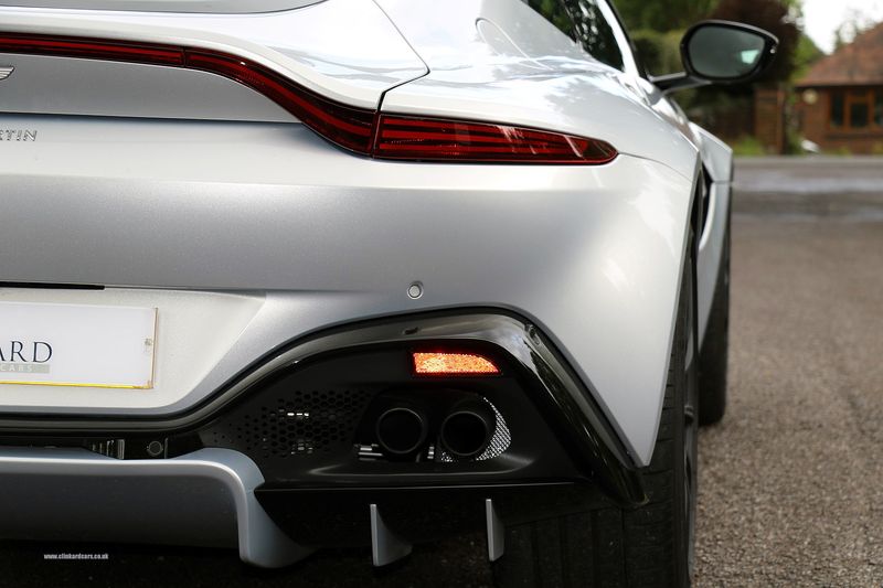 Aston Martin V8 Vantage