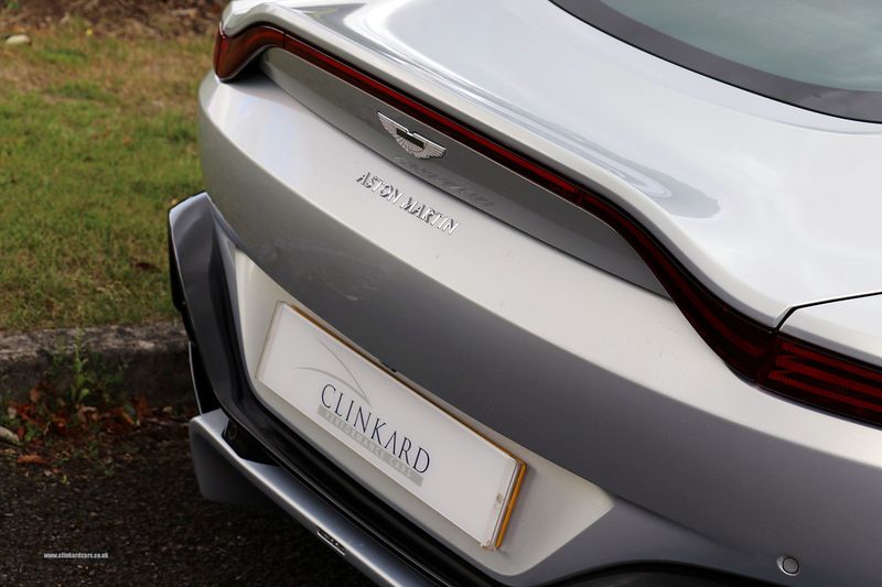 Aston Martin V8 Vantage