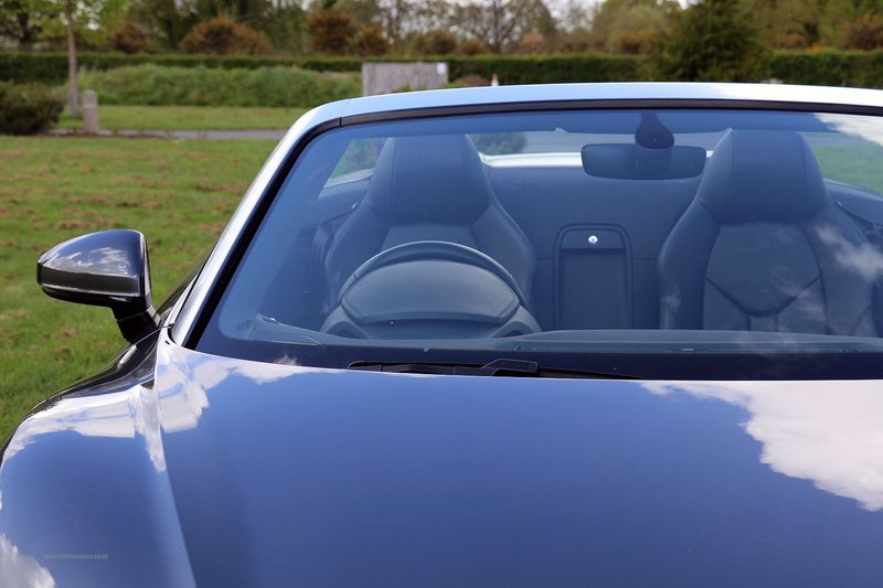 Audi R8 V10 Spyder STronic