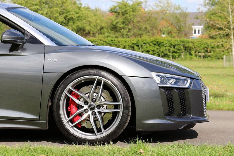 Audi R8 V10 Spyder STronic