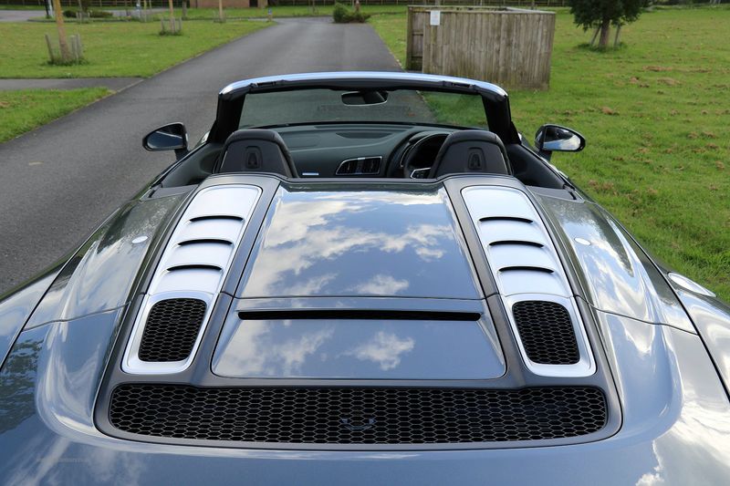 Audi R8 V10 Spyder STronic