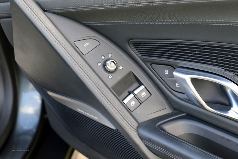 Audi R8 V10 Spyder STronic