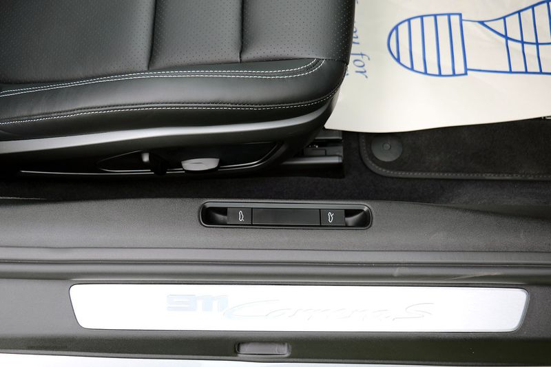 Porsche Carrera S Coupe PDK (992)