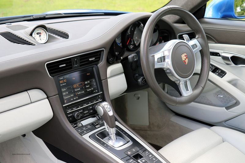 Porsche 991 Carrera 4 Coupe PDK