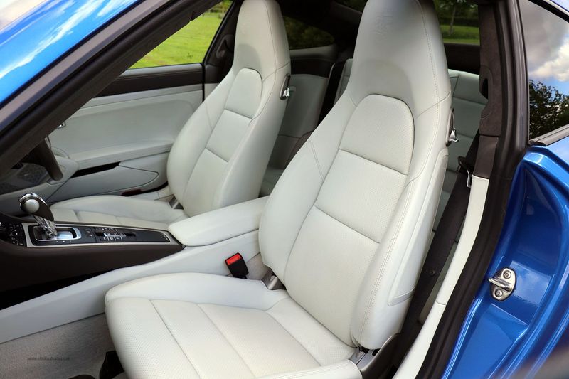 Porsche 991 Carrera 4 Coupe PDK