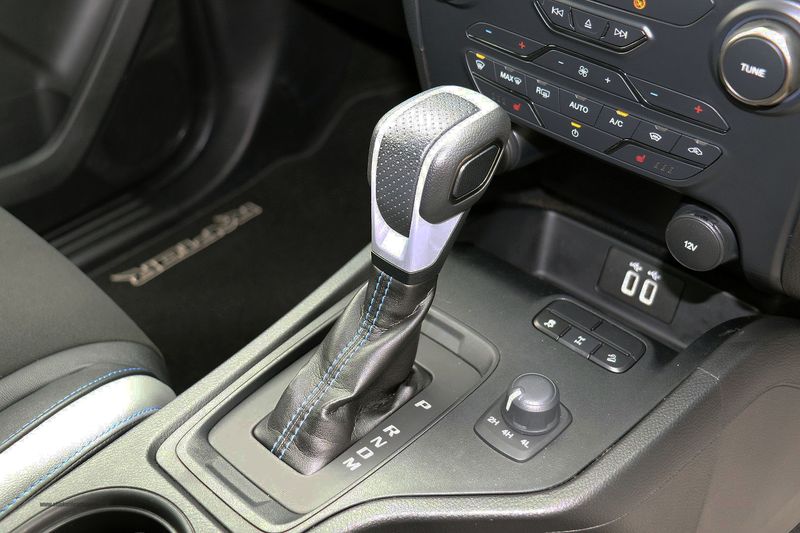 Ford Ranger 2.0 EcoBlue Raptor Double Cab Pickup Automatic VAT Qualifying