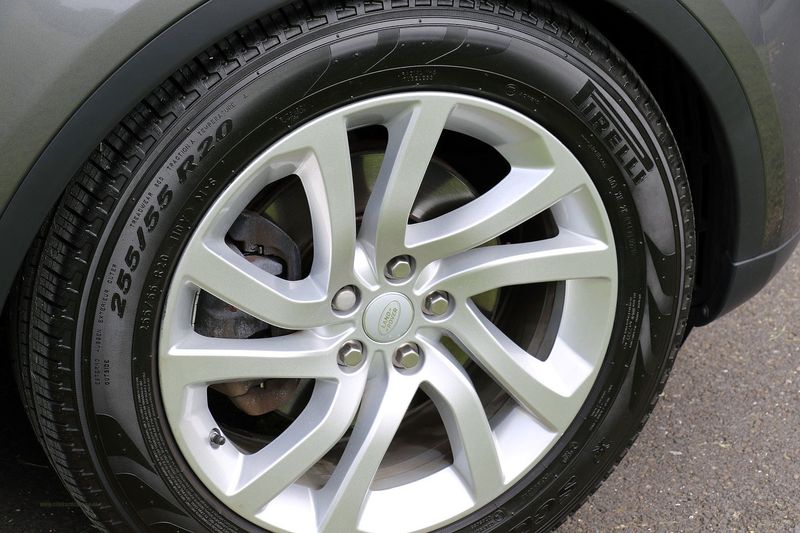 Landrover Discovery Commercial 3.0 TD V6 HSE with Rear Seat Conversion by Scot Seats