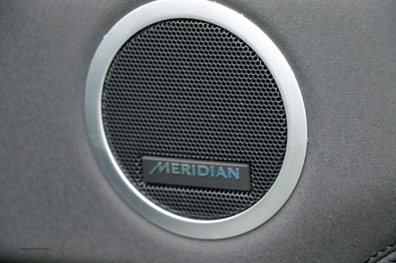 Landrover Discovery 3.0 TD6 HSE Commercial