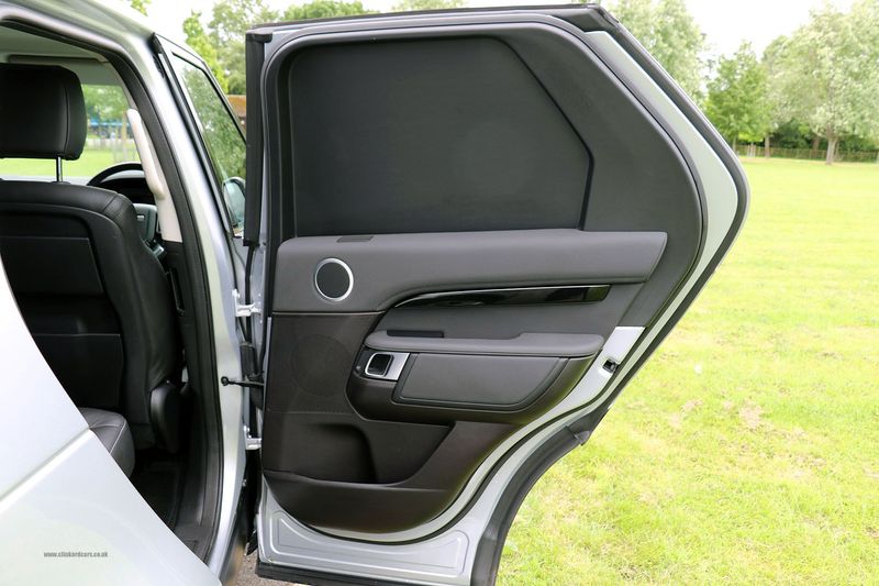 Landrover Discovery 3.0 TD6 HSE Commercial