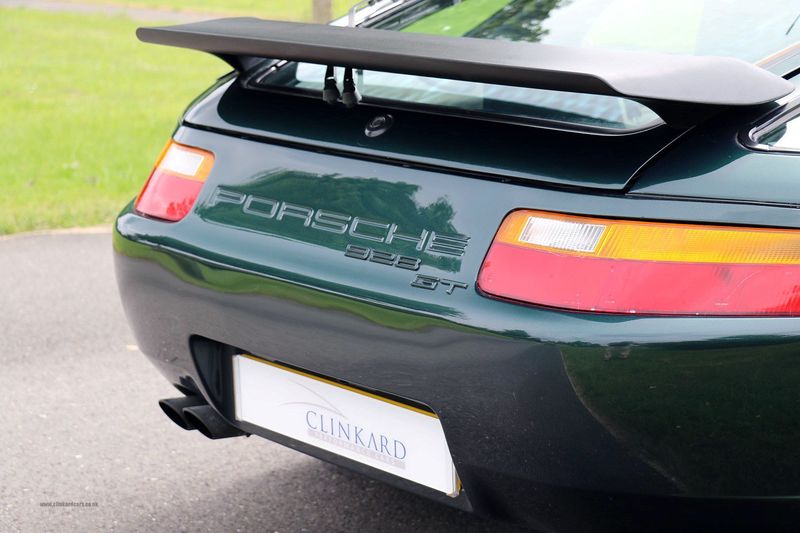 Porsche 928 S4 5.0 GT V8 Manual