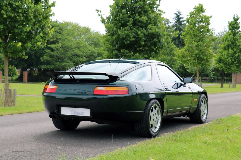 Porsche 928 S4 5.0 GT V8 Manual