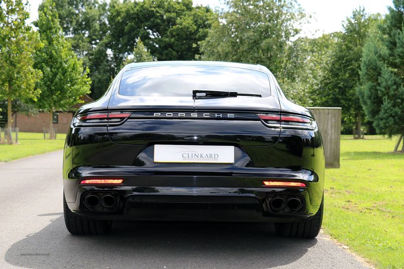 Porsche Panamera Turbo