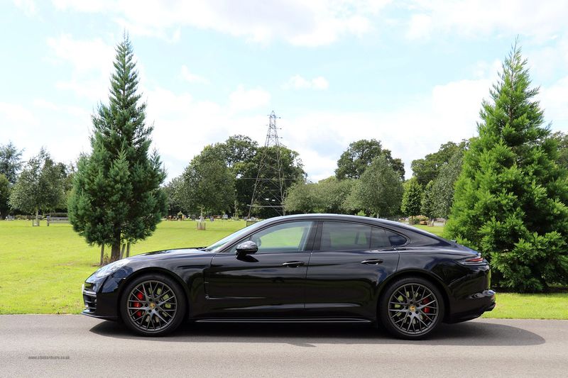 Porsche Panamera Turbo