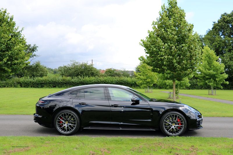 Porsche Panamera Turbo