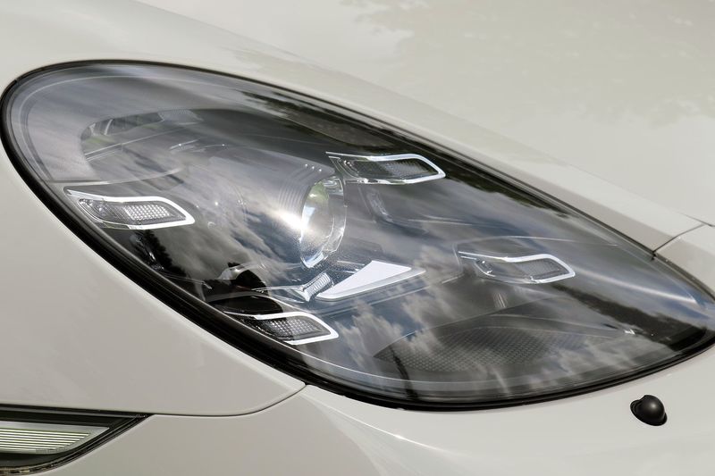 Porsche Cayman GT4 PDK