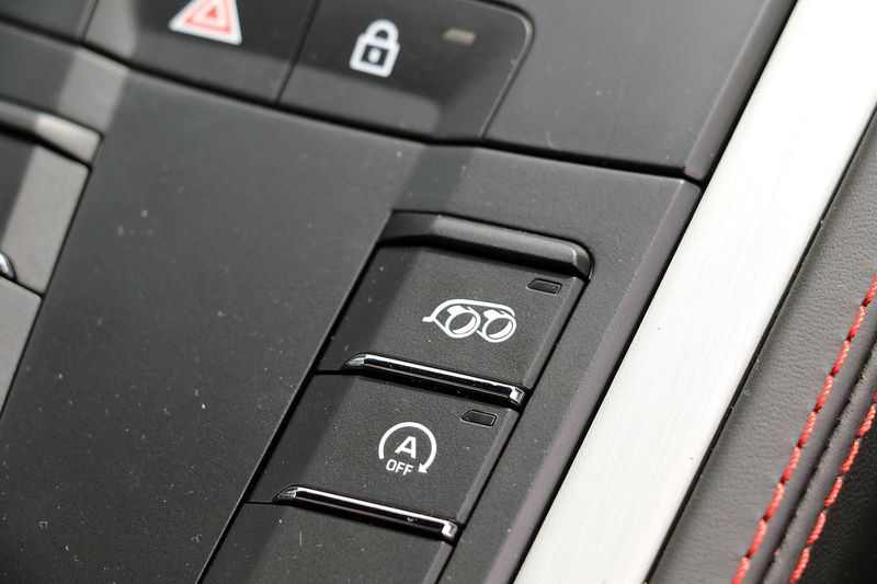 Porsche Cayman GT4 PDK