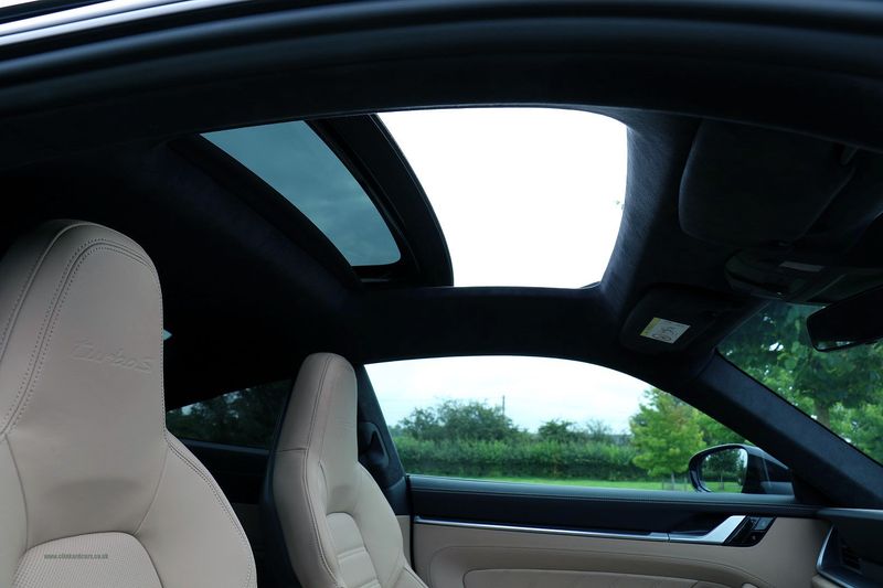 Porsche 992 Turbo S Coupe