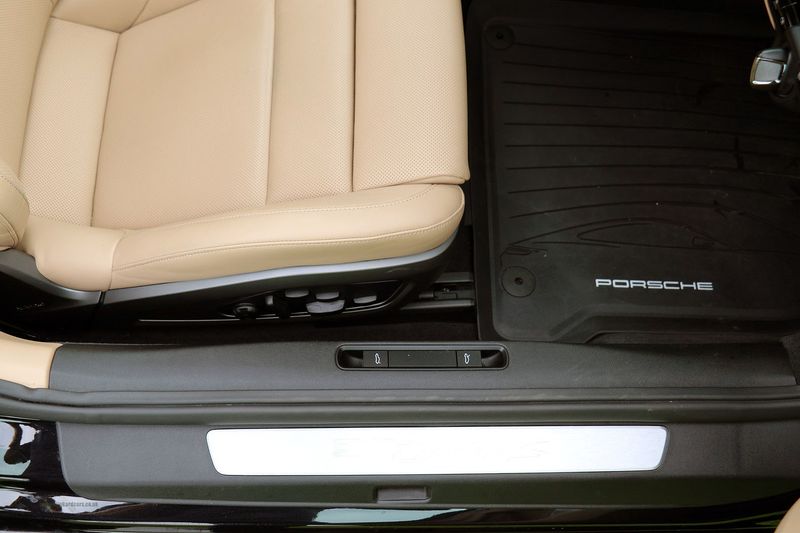 Porsche 992 Turbo S Coupe