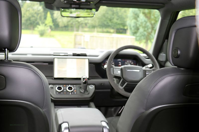 Landrover Defender 90 5.0 P525 3 Door