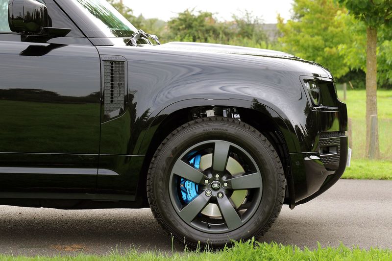 Landrover Defender 90 5.0 P525 3 Door