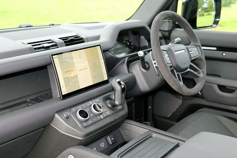 Landrover Defender 90 5.0 P525 3 Door