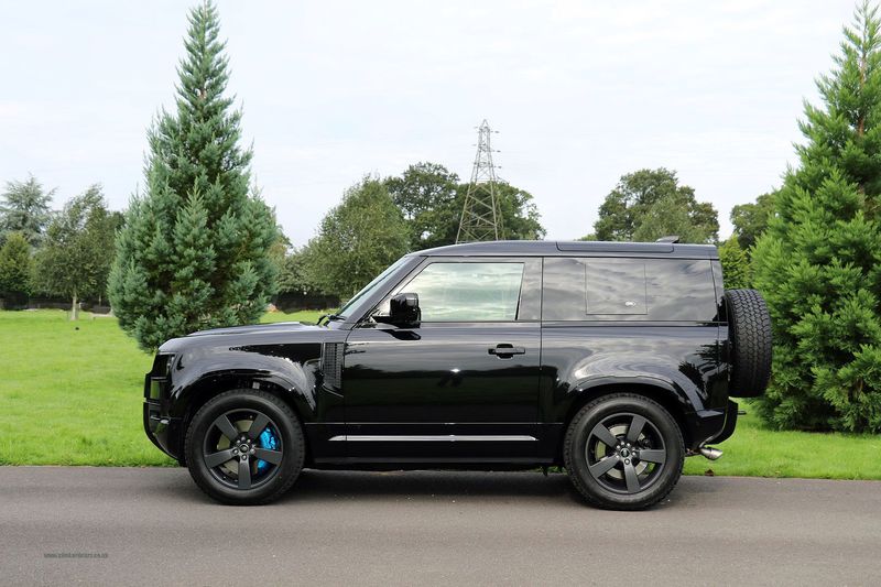 Landrover Defender 90 5.0 P525 3 Door