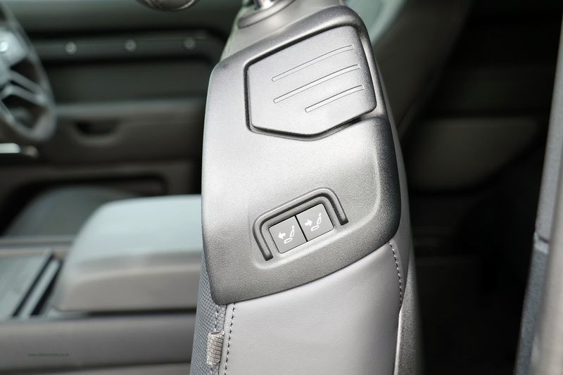 Landrover Defender 90 5.0 P525 3 Door