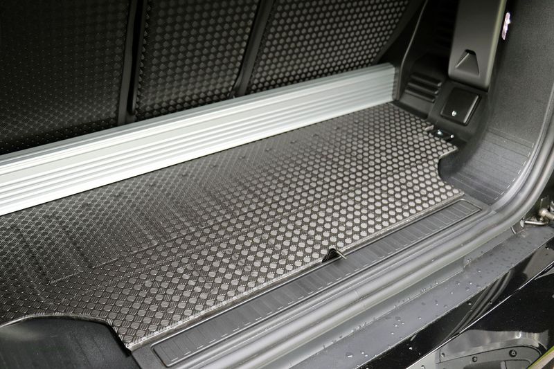 Landrover Defender 90 5.0 P525 3 Door