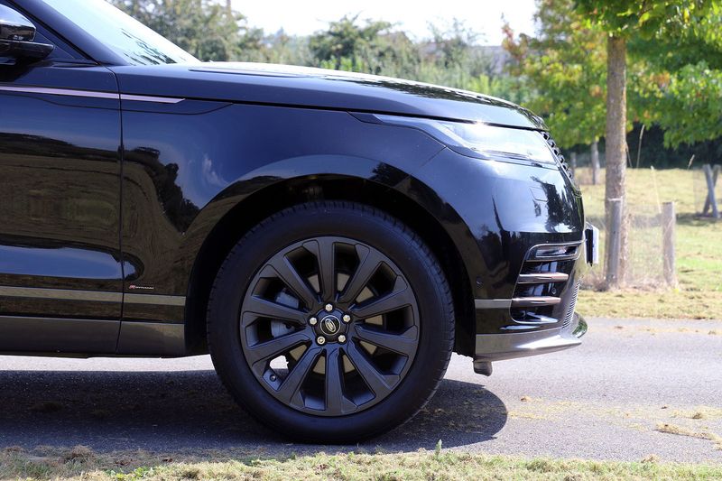 Range Rover Velar R Dynamic SE D2